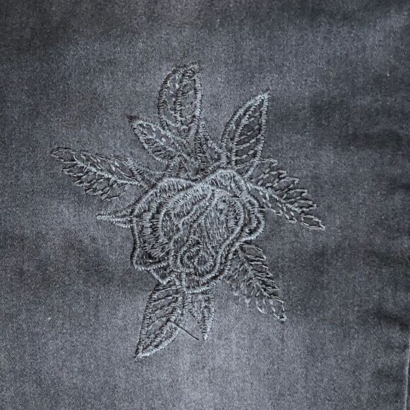 DG2 Diane Gilman Embroidered Skinny Jeans, 8 New with Tags - Picture 3 of 10